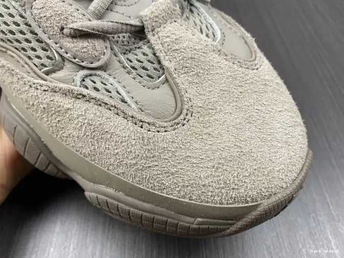 hype GX3067 Adidas Yeezy 500 0525